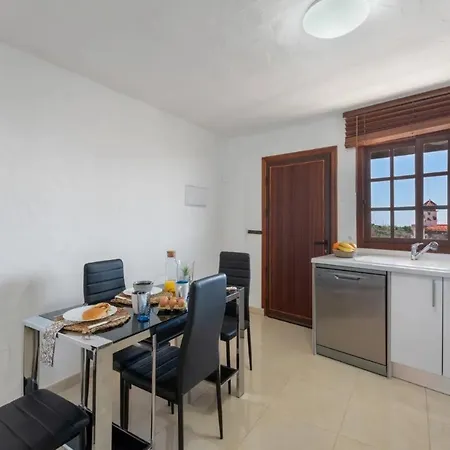 Apartament Estudio Tenades *